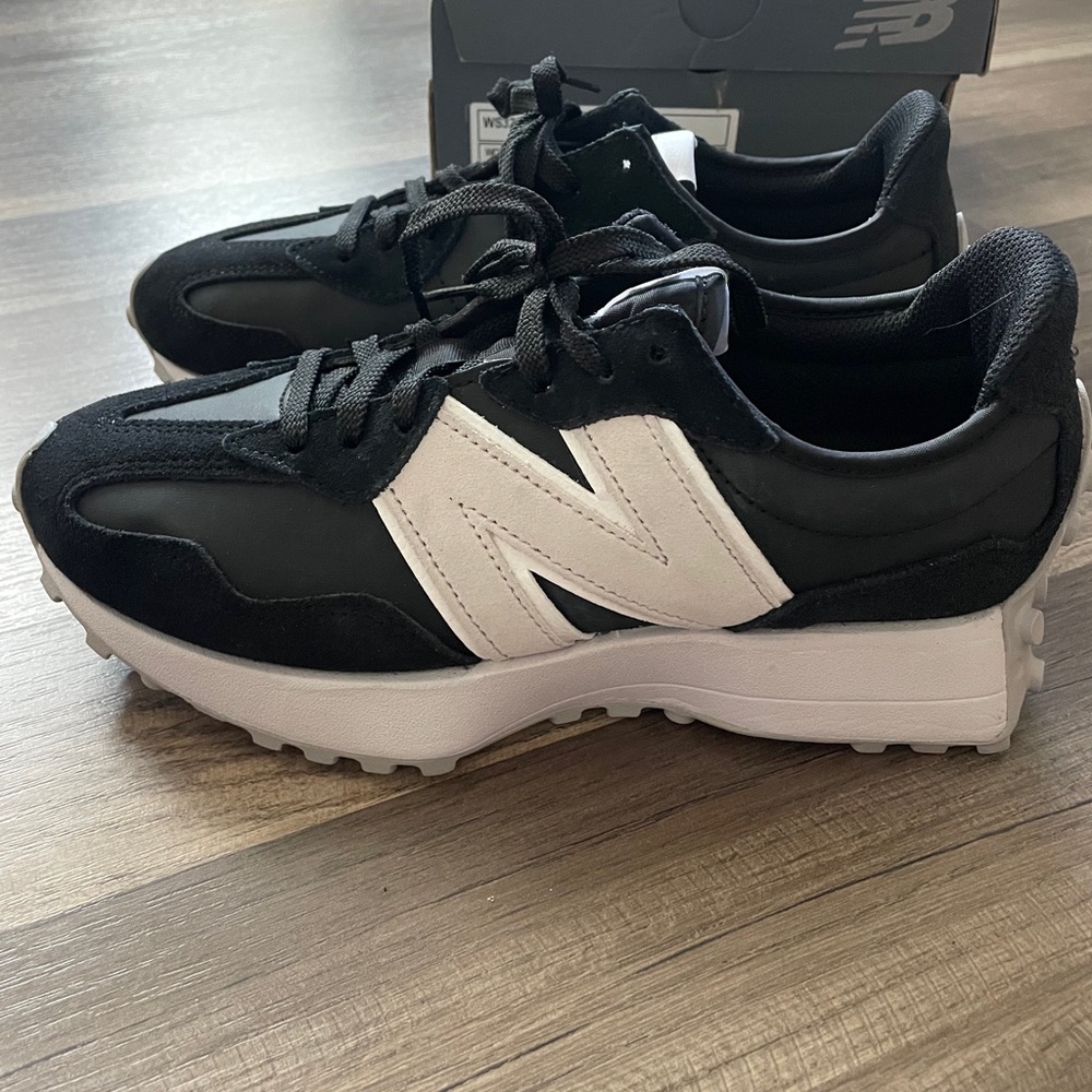 COPY - New Balance 327